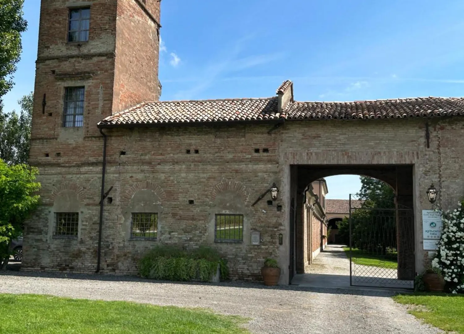 בית חווה בוסטו Corte Degli Angeli Agriturismo איטליה